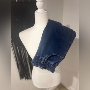 Waist-bag Jeans